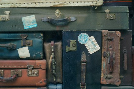 Beschädigter Koffer am Flughafen – Gepäckschaden reklamieren